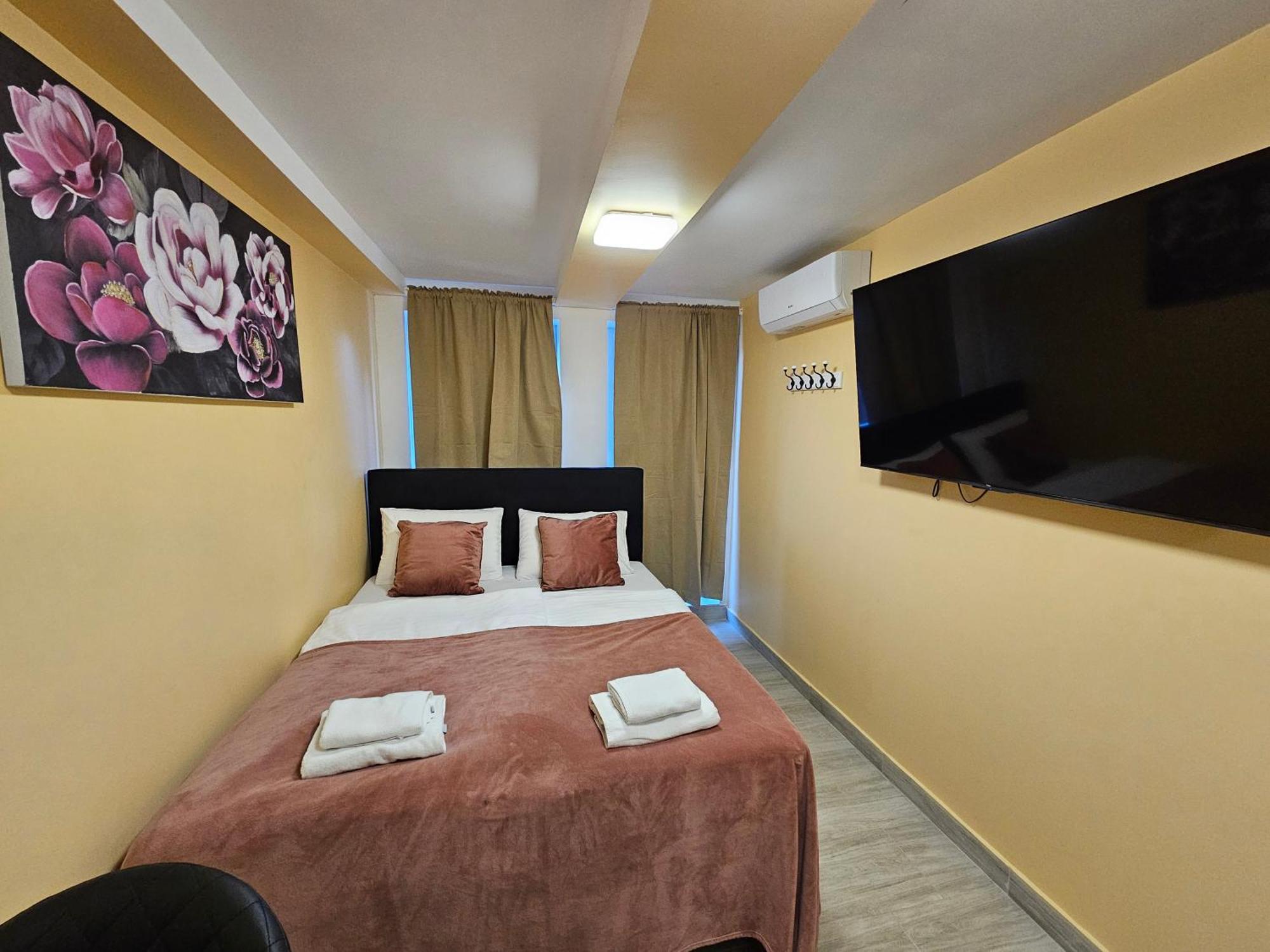 Royal Apartments & Rooms Zagreb Bagian luar foto