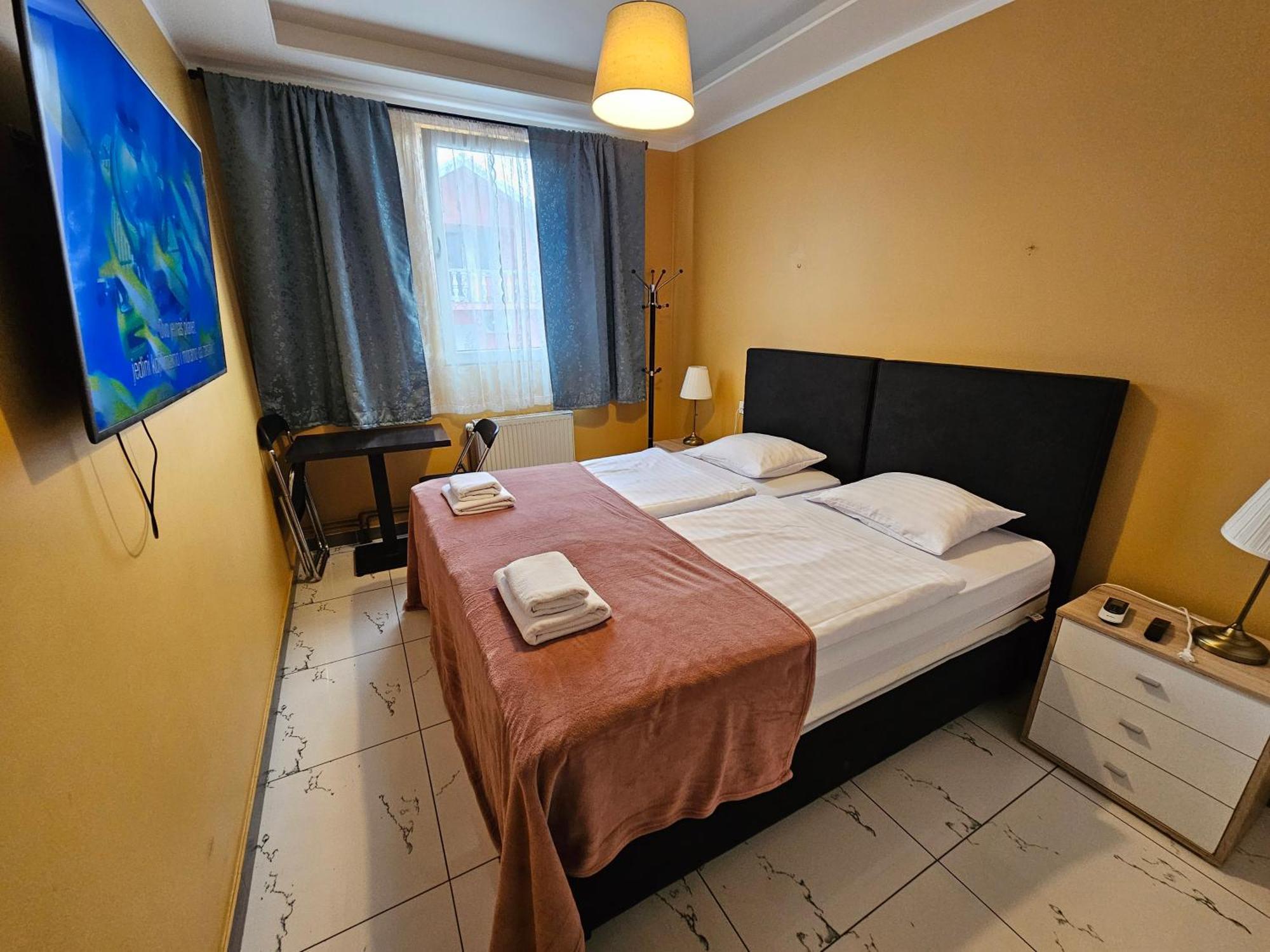 Royal Apartments & Rooms Zagreb Bagian luar foto