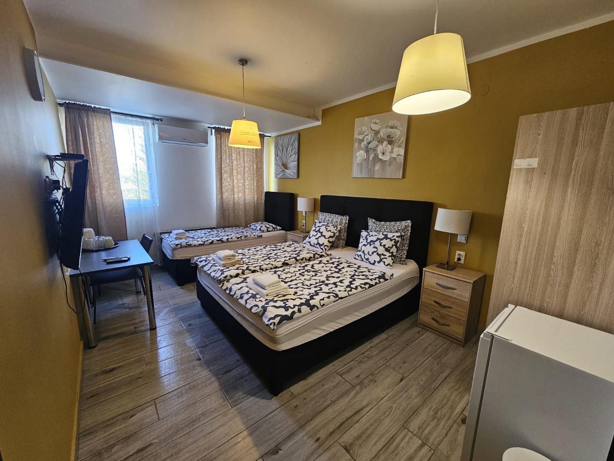 Royal Apartments & Rooms Zagreb Bagian luar foto