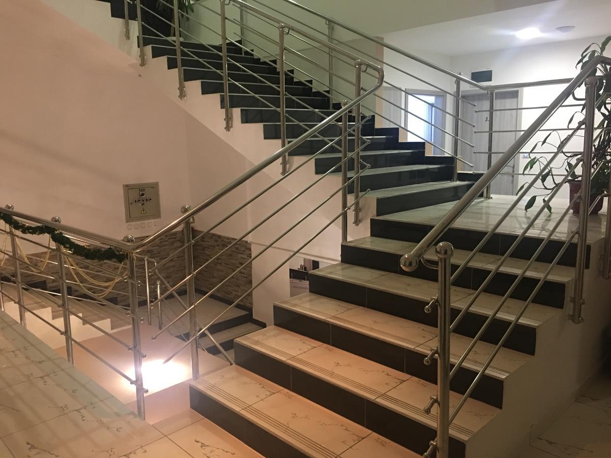 Royal Apartments & Rooms Zagreb Bagian luar foto